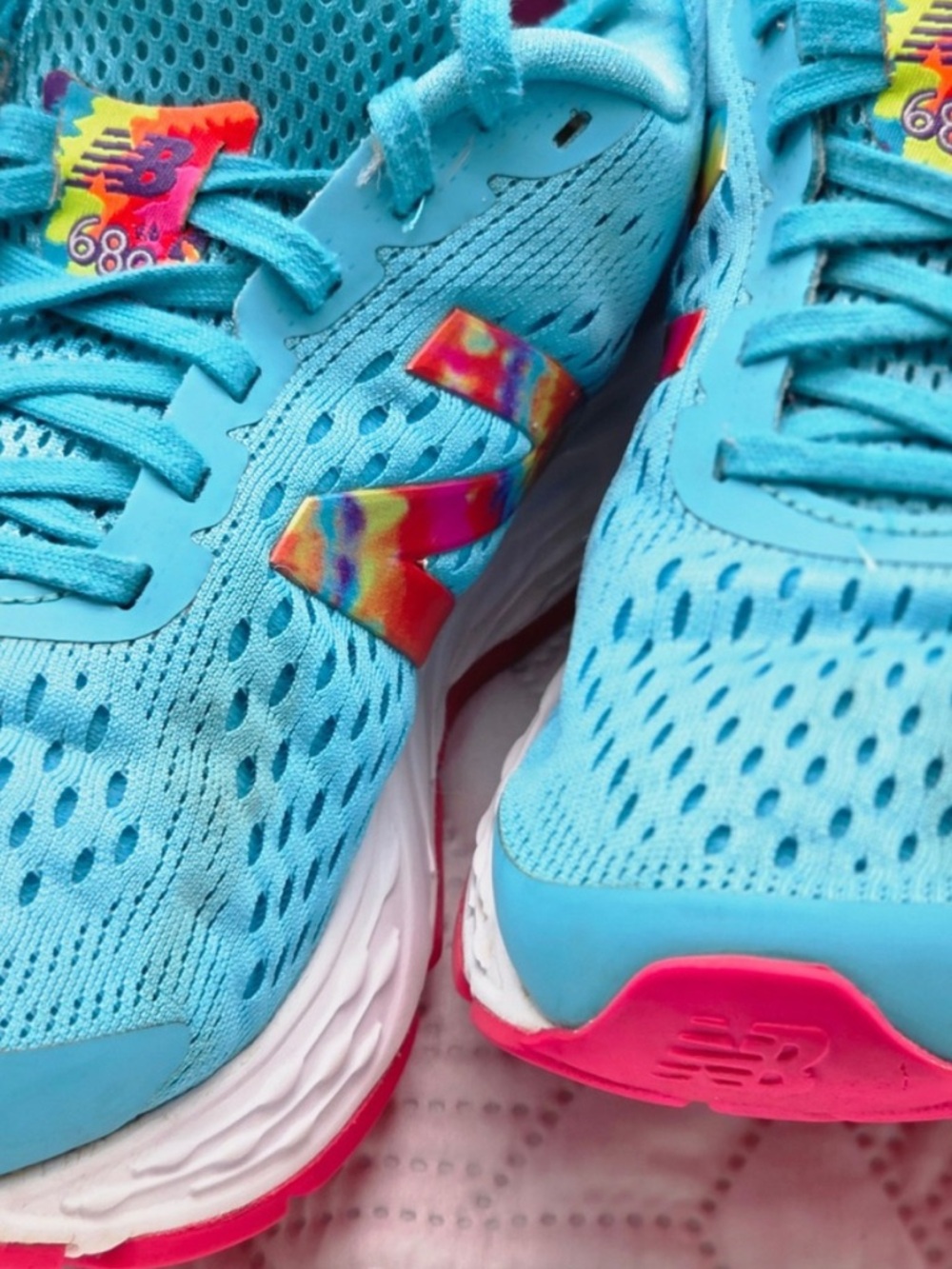 New Balance Shoes 680 v6 Running Womens 9 Blue Tie Dye emblem Style Athletic - Picture 6 of 10